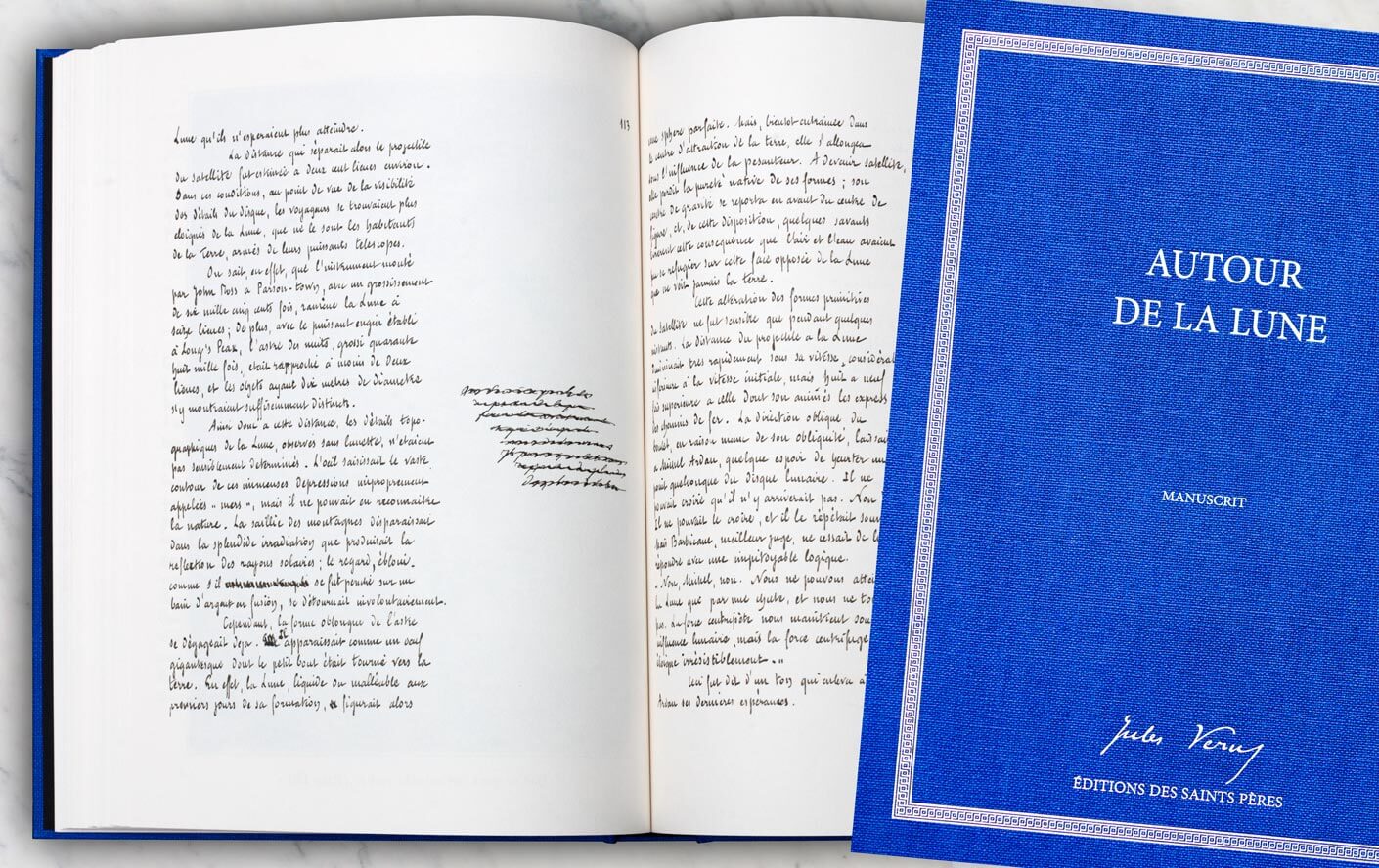 livre manuscrit de Jules Verne Autour de la lune