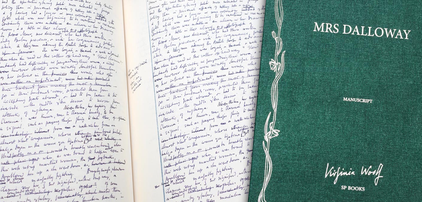 Le livre et l'étui de l'édition manuscrite de Mrs Dalloway de Virginia woolf